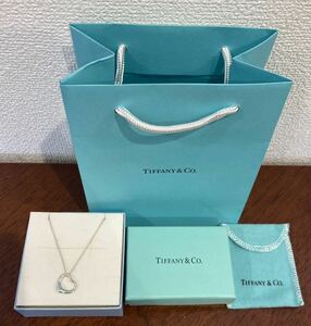 新品 正規品 ティファニー tiffany&co ネックレス オープンハート 　シルバー ケース 巾着 紙袋 リボン プレゼント ハート