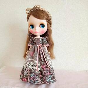  free shipping! hand made Neo Blythe * Licca-chan. clothes [ floral print. long dress ( light blue pink )] Blythe clothes One-piece floral print dress 