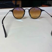 【新品未使用】 Ray-Ban レイバン　サングラス　RB2447-F 901/40 49□21 145 3N ブラック　丸型ミラーレンズ　rb081204_画像4