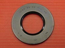 0【評価S】 SUZUKI 純正 スプロケット シャフト オイル シール 09283-32012 Oil Seal_画像1