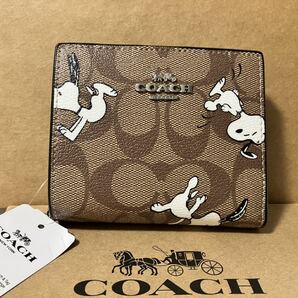 COACH コーチ 財布 二つ折り財布 peanutsコラボ
