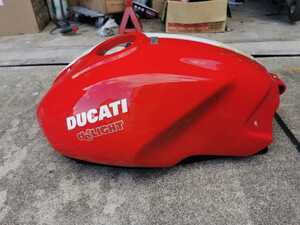 DUCATI モンスター S2R S4RS 樹脂タンク 赤白 綺麗 中古