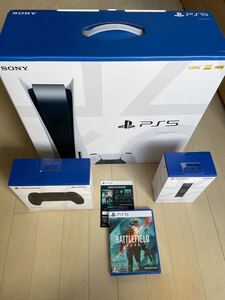 PS5 本体 通常版 ,純正 ワイヤレスコントローラー黒 ,純正 充電スタンド 3点は新品未開封+開封Battlefield付き