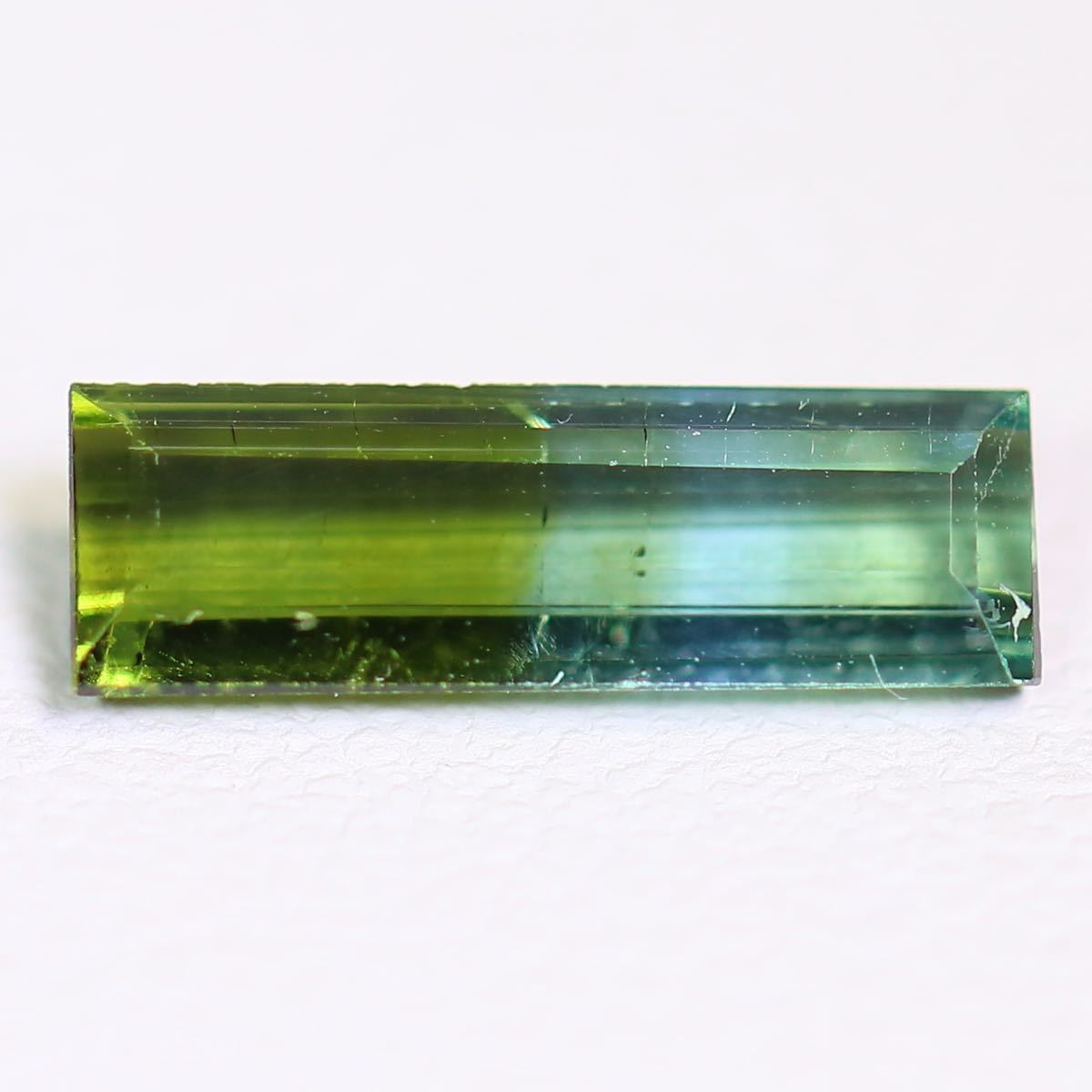 ○待望の再入荷| レア非加熱天然バイカラースタールビー 1.863ct