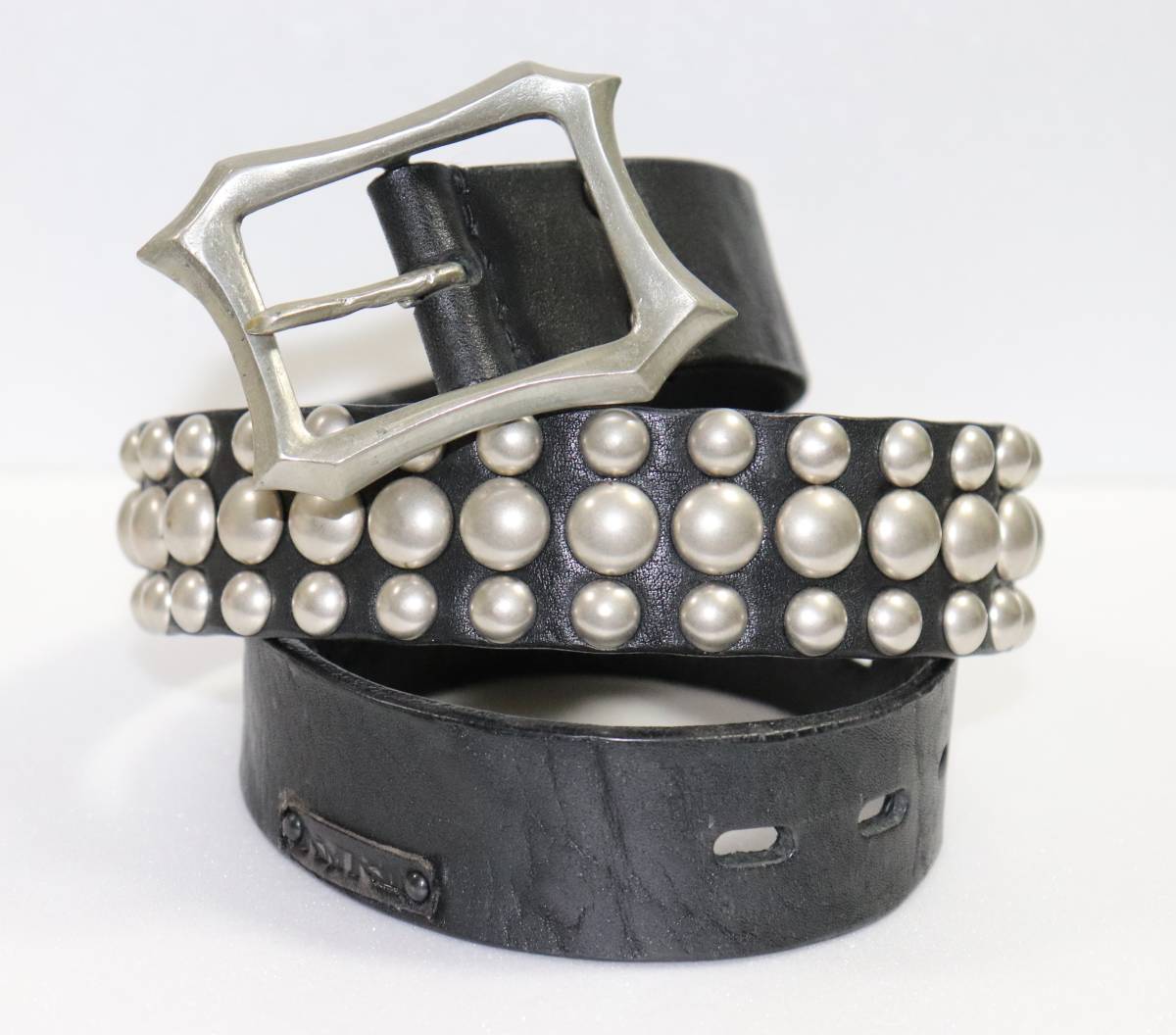 75%OFF!】【75%OFF!】KMRii☆ケムリ☆LEATHER BANGLE☆レザーバングル