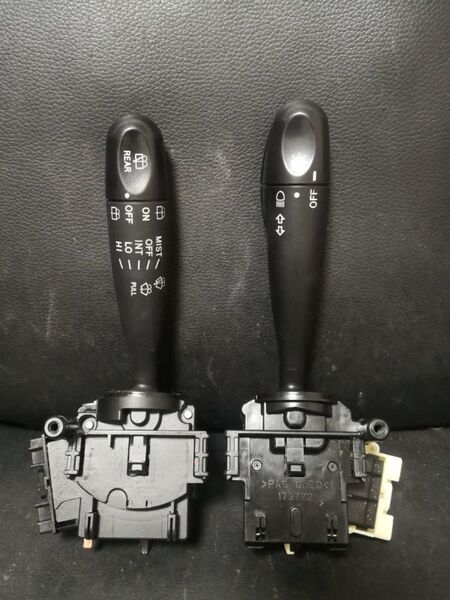 【作動保証】送料無料 迅速発送 管理B45 パッソ KGC10 KGC15 QNC10 ワイパー レバー ウインカー スイッチ
