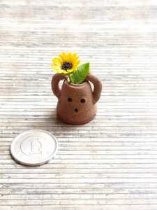 mame 樹脂粘土 陶芸　はにわ　向日葵　ヒマワリ　ドールハウス ミニチュア　シルバニア リカちゃん　植木鉢