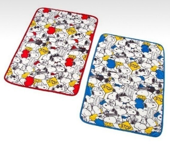 新品 西川リビングスヌーピー ブランケット ひざ掛け ブルー