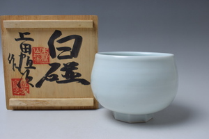 G25 on rice field . next white porcelain . star anise height pcs tea cup also box genuine work guarantee 