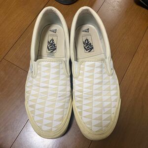 Pilgrim Surf+Supply x VANS スリッポン