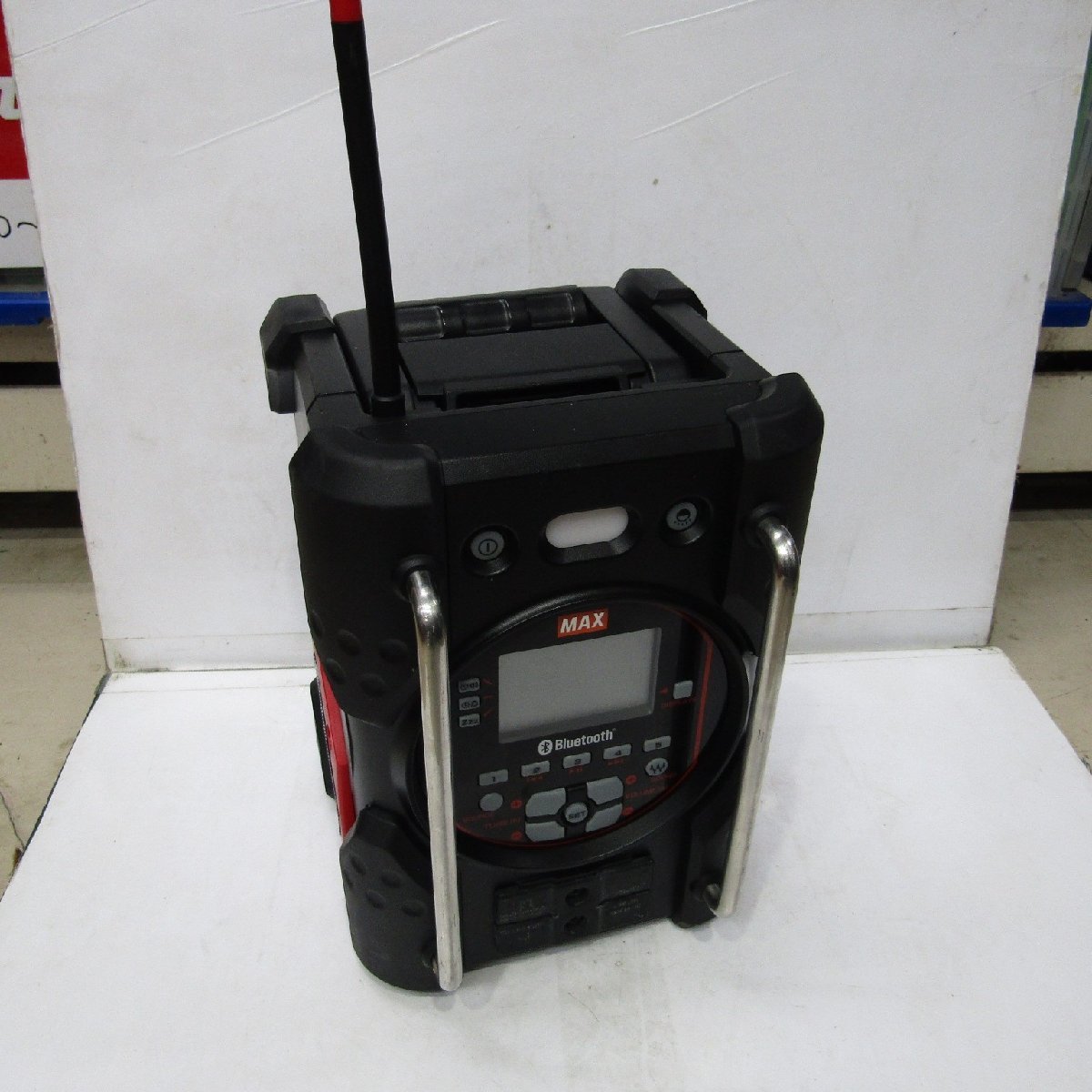 年中無休 MAXラジオ AJ-RD431充電式オーディオ タフディオ max 中古