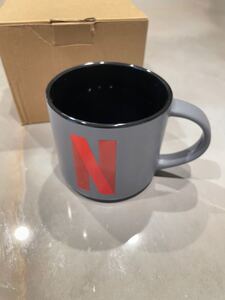 激レア 非売品 マグカップNETFLIX Logo リフレクター マットグレー