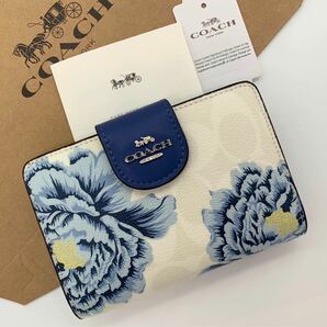 COACH 二つ折り財布　C3453 シグネチャー　花柄　アウトレット品　箱、紙袋付
