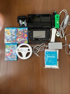 Wii U すぐに遊べるファミリープレミアムセット+Wii Fit U (クロ)