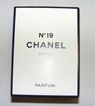 CHANEL(シャネル) Ｎ１９　パフューム　28ml　806290I13_画像1