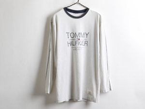 ■トミーヒルフィガーTOMMY HILFIGER 袖プリント入りデカロゴ長袖Tシャツ(メンズ M程)ロンT