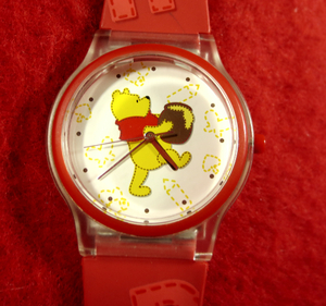 DN5E2)* work properly wristwatch *Disney Disney *Winnie-the-Pooh Winnie The Pooh * red 