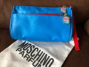  beautiful goods MOSCHINO pouch 