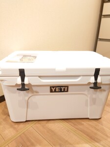 YETI イエティ クーラーボックス タンドラ TUNDRA 45 ホワイト