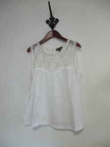 TOPSHOP 白上レースノースリーブブラウス（USED）71922②