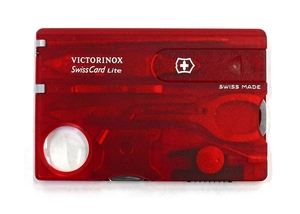 Victorinox No.7300.T Swiss Card Lit red・スイスカード.レッド