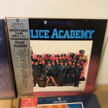 CD-962【中古品】ポリスアカデミー　1〜5 新ポリスアカデミー　バトルロイヤル　6枚セット　レーザーディスク　ＬＤ　LPレコード_画像2