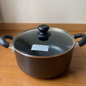新品未使用 アイリスオーヤマ ダイヤモンドコート両手鍋 IH対応 24cm