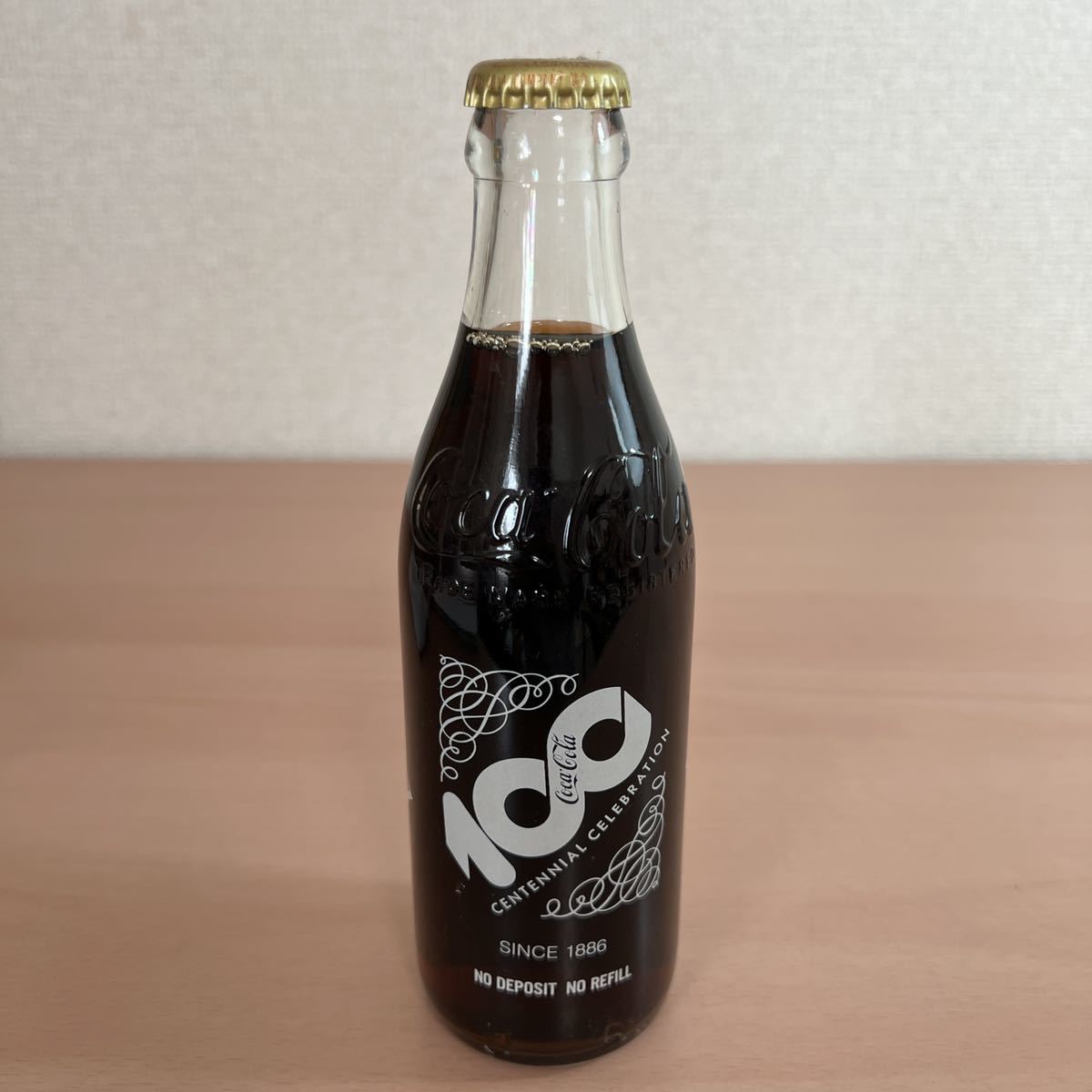 コカ•コーラ100周年記念ボトル