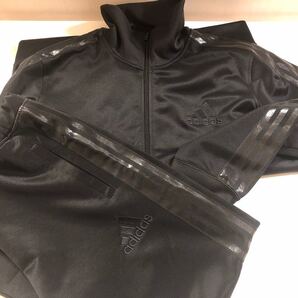 アディダスジャージ上下 (アディダスジャージ半ズボンも付けます)
