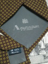 アクアスキュータム Aquascutum 美品 未使用品 微光沢 ネクタイ パターン柄 茶色系ベース ブラウン系 I-005076 ゆうパケット_画像6