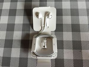 Apple iPhone EarPods イヤホン 新品未使用 純正 & アダプタ