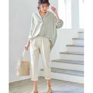 新品 ツイルイージーテーパードパンツ Msize アイボリー 24時間以内に発送いたします☆