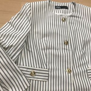 a23 ZARA ザラ　Lサイズ　　未使用品　長袖　ブレザー　ジャケット　上着　ストライプ　ノーカラー