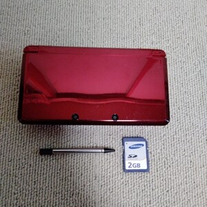 ニンテンドー3DS本体 メモリーカードタッチペン付 レッド