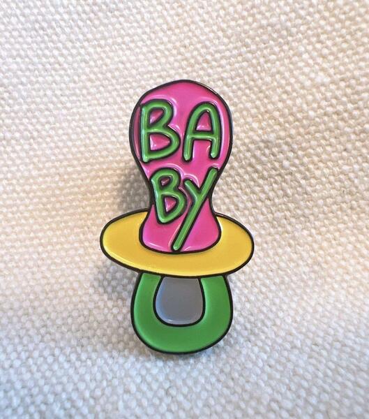 BABY②　ピンバッジ　ピンズ　ラペルピン　ブローチ　赤ちゃん　カラフル　ポップ