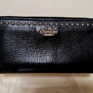 【COACH】ラウンドファスナー 長財布 黒 スタッズ レザー 極美品
