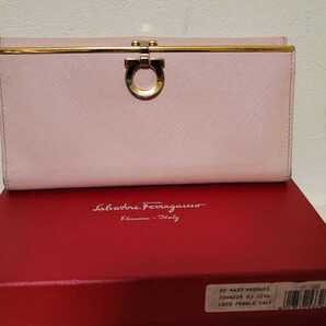 【Salvatore Ferragamo】フェラガモ 長財布 ガンチーニ ピンク レザー