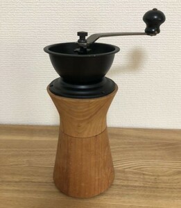 Mokuneji × Kalita Coffee Mill Mill Keyaki Edingment Edition Новая деревянная кофейная мельница