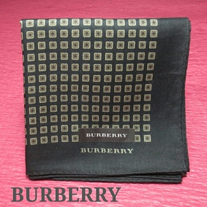 【未使用新品】　BURBERRY　バーバリー　ハンカチ　４　805