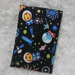 ◎ハンドメイド◎No.89ポケットティッシュケース♪小さいポケットティッシュ用 黒 宇宙柄