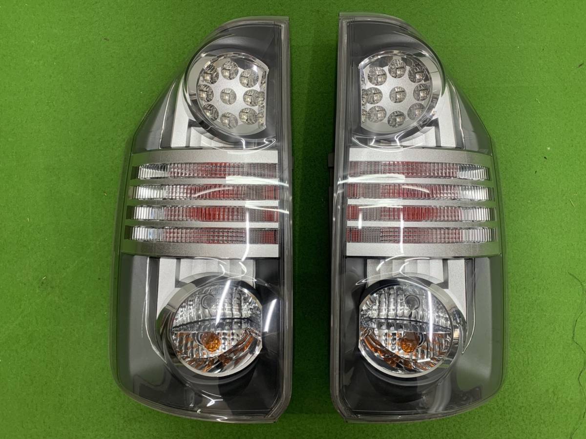 ヤフオク! -ヴォクシー70 テールランプ 純正の中古品・新品・未使用品一覧 ヤフオク! -ヴォクシー70 テールランプ 純正の中古品・新品・未使用品一覧