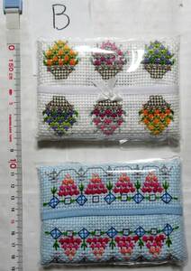 ★ハンドメイド・新品!送料無料!即決!!★ハンドメイド(刺繍) ポケットティッシュケースB ◆白色+水色