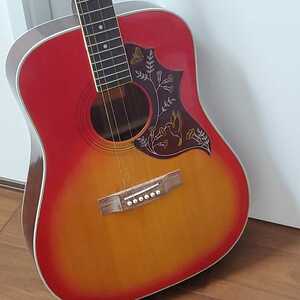  acoustic guitar Hamming bird 1980 period that time thing retro 