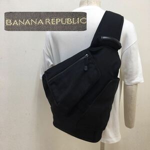 SU■ BANANA REPUBLIC バナナリパブリック ボディバッグ 黒 ブラック 無地 シンプル 斜めがけバッグ ワンショルダーバッグ 鞄 メンズ