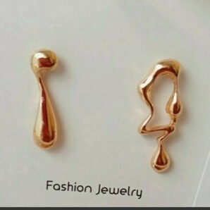 import 変形シンプルピアス ゴールド