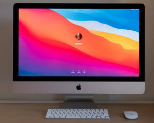 [美品] Apple iMac Retina 5K 27インチ Late 2014 Core i7 4GHz メモリ32GB SSD 500GB（新品）
