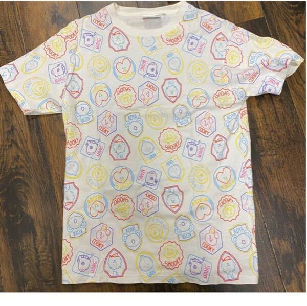 BTS bt21 白Tシャツ　ネオンサイン風　本日購入でおまけつき