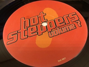 12”★Hot Steppers / Volume 7 / ドラムンベース！