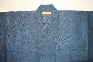壱土3820 本絹小千谷縮紬上布 男着物単衣 裄66丈138К藍瑠璃斑入り 夏の希少物 未着用 新品級