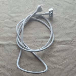 Apple MacBook 電源ケーブル B1 2.5A 125V 純正
